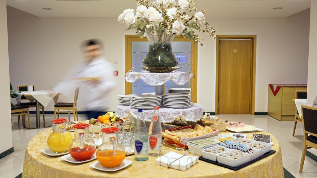 Garden Hotel Arezzo Buitenkant foto