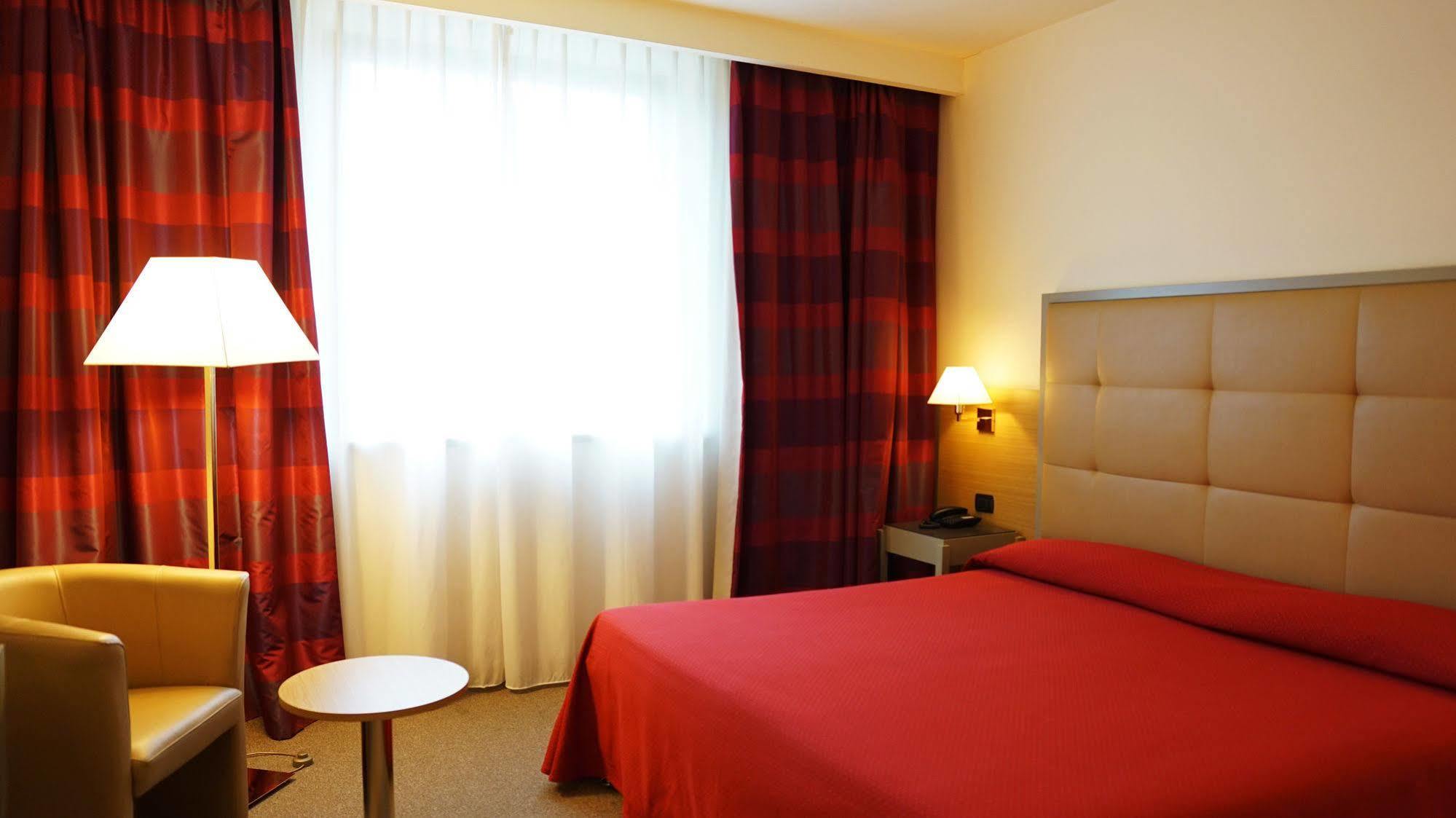 Garden Hotel Arezzo Buitenkant foto